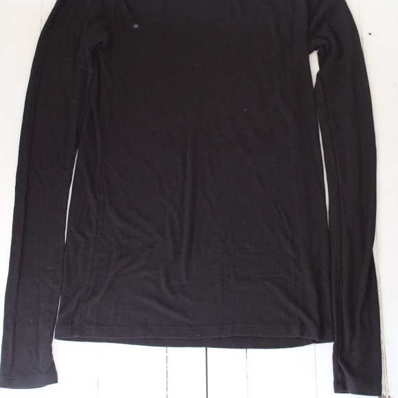 GAP Black Ribbed Long Sleeve Turtleneck - Picture 3 of 7